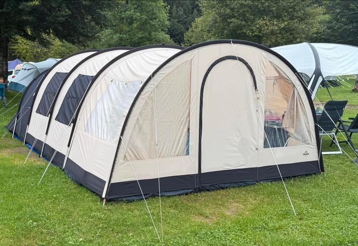 Obelink familia 5 tunneltent (2024), Caravans en Kamperen, Tenten, meer dan 6, Zo goed als nieuw, Ophalen of Verzenden