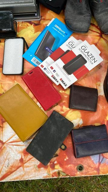 Leren portemonees telefoonhoesje.  beschikbaar voor biedingen