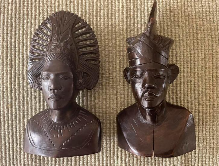 Indonesisch houtsnijwerk huwelijkspaar minimaal 75 jaar oud, Antiek en Kunst, Kunst | Beelden en Houtsnijwerken, Ophalen of Verzenden