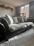 Grijs bruine kasteelbank gratis op te halen, Huis en Inrichting, Banken | Sofa's en Chaises Longues, 250 tot 300 cm, Gebruikt