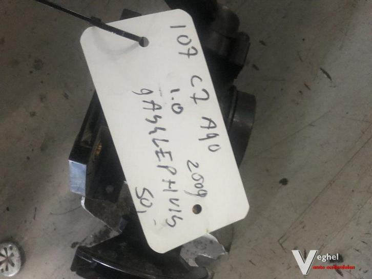 Toyota aygo citroen c1 peugeot 107 Gasklephuis 2009, Auto-onderdelen, Brandstofsystemen, Gebruikt, Ophalen of Verzenden