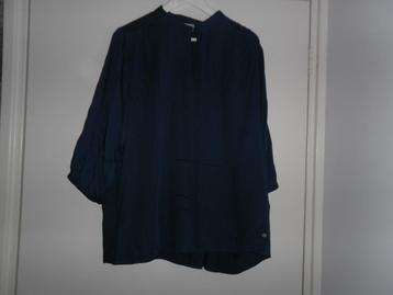 Milano Italy Blauwe Blouse Met Knoopje Maat 40 beschikbaar voor biedingen