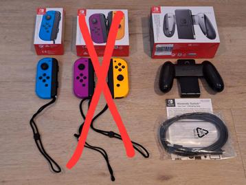 Nintendo Switch Joy-Con en Charging grip  beschikbaar voor biedingen