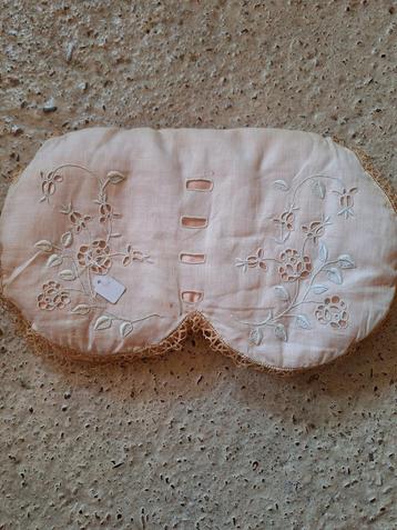 Lingerie hoes beschikbaar voor biedingen
