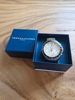 Tommy Hilfiger Horloge - Goudkleurig, Sieraden, Tassen en Uiterlijk, Horloges | Heren, Overige merken, Staal, Gebruikt, Staal