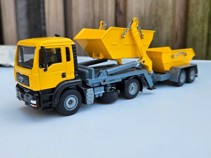 Siku 3523 MAN TGA met afzetcontainers Geel 1:55, Hobby en Vrije tijd, Modelauto's | 1:50, Zo goed als nieuw, Bus of Vrachtwagen