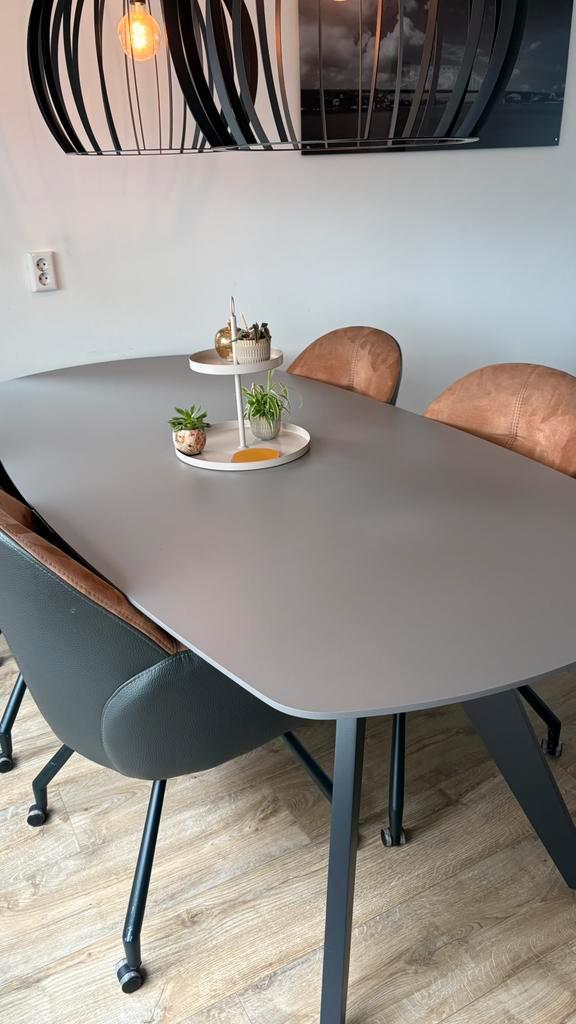 Eetkamertafel Space - merk Metaform 200x95x75, Huis en Inrichting, Tafels | Eettafels, Zo goed als nieuw, 50 tot 100 cm, 200 cm of meer