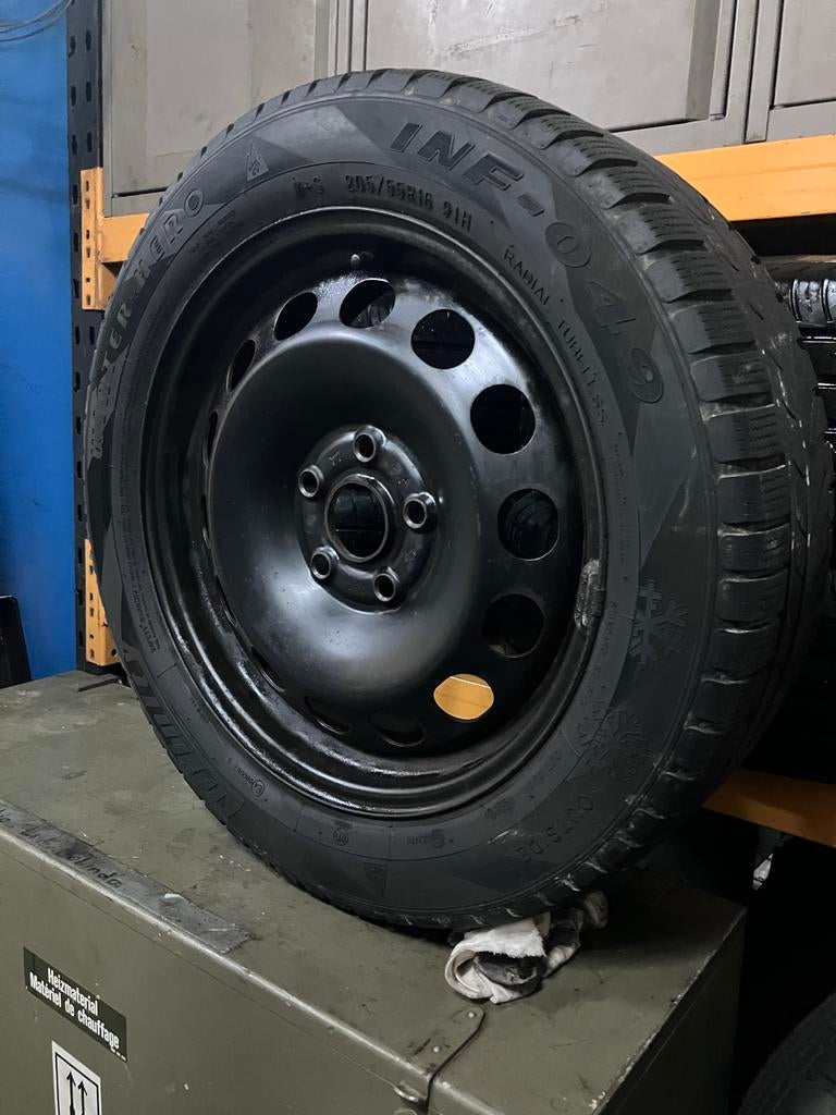 Set Winterbanden met velgen 16 inch - Caddy, Ophalen, Gebruikt