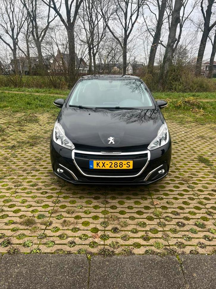 Peugeot 208 1.2 VTI 60KW/82PK 5-D 2017 Zwart, Auto's, Peugeot, Particulier, Benzine, B, Hatchback, Handgeschakeld, Origineel Nederlands
