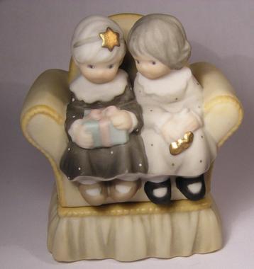 Kim Anderson's Pretty as a Picture Covered Box (nieuw) beschikbaar voor biedingen