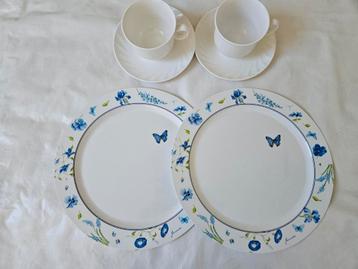 Camping servies  beschikbaar voor biedingen