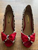 Zwart witte Pumps Tamaris maat 37, Tamaris, Pumps, Zwart, Ophalen of Verzenden