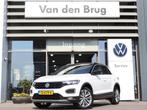 Volkswagen T-Roc 1.5 TSI 150 pk DSG Sport | Navigatie | App, Auto's, Volkswagen, Stof, 4 cilinders, 150 pk, Wit