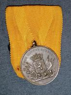Trouwe Dienst in brons medailles model Juliana, Verzamelen, Ophalen of Verzenden, Landmacht, Nederland, Lintje, Medaille of Wings