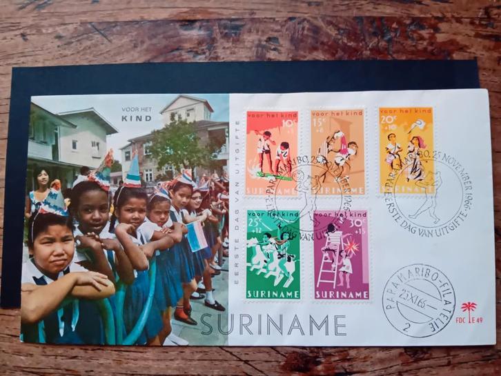Suriname FDC 1966 - Voor het Kind, Postzegels en Munten, Postzegels | Eerstedagenveloppen, Onbeschreven, Nederland, Ophalen of Verzenden