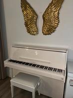 Prachtige hoogglans witte Oostendorp piano + accessoires, Muziek en Instrumenten, Piano's, Ophalen, Zo goed als nieuw, Wit, Hoogglans