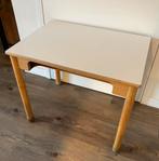Vintage Schilte houten schooltafeltje, Kinderen en Baby's, Kinderkamer | Tafels en Stoelen, Ophalen, Gebruikt, Tafel(s)