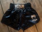 Venum kickboks broekje maat M, Sport en Fitness, Boksen, Ophalen of Verzenden, Zo goed als nieuw, Bokskleding