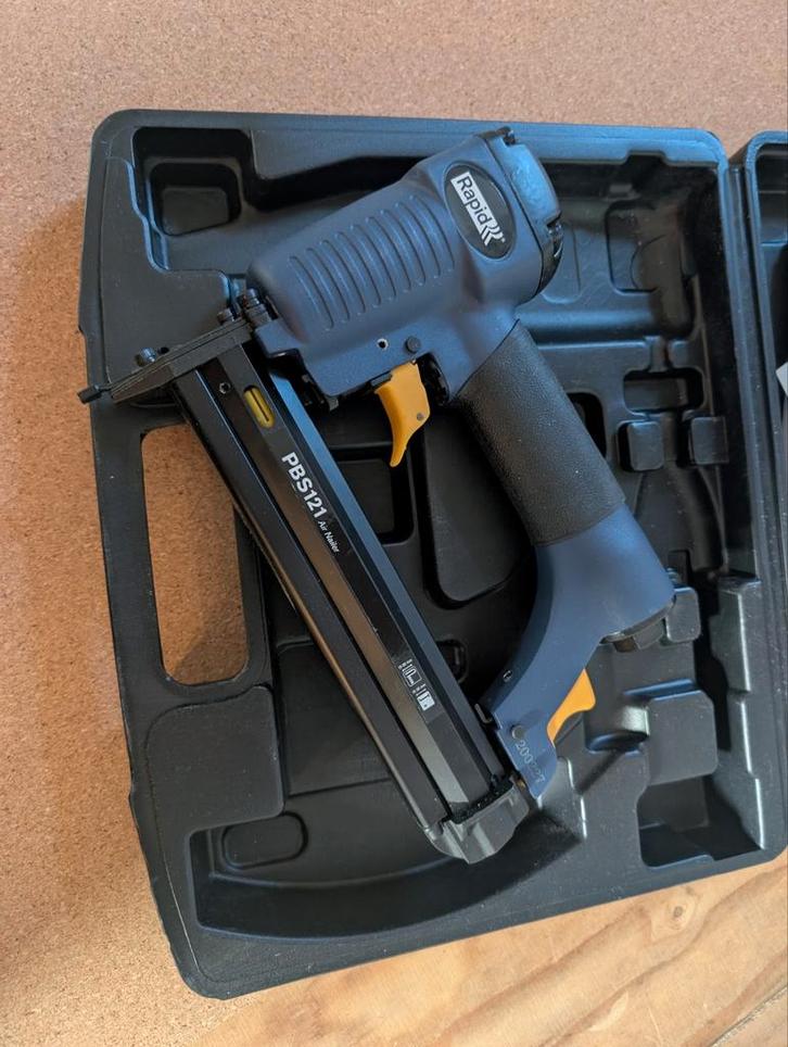 Rapid PBS121 Pneumatische Tacker - Gebruikt, Prima Staat, Doe-het-zelf en Verbouw, Gereedschap | Handgereedschap, Gebruikt, Ophalen of Verzenden