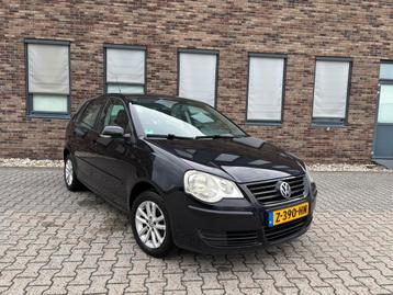 Volkswagen Polo United 5DRS 1.2 2008 Zwart Airco Elek Pakket beschikbaar voor biedingen