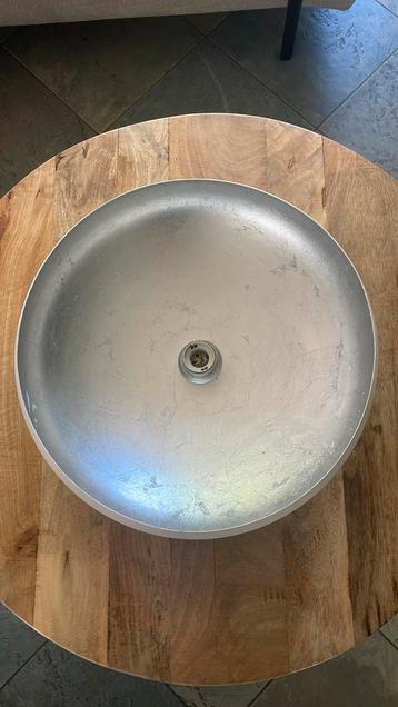 Plafondlamp 60W wit/zilver beschikbaar voor biedingen