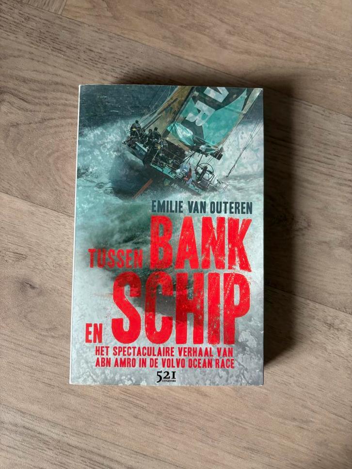 Tussen Bank en Schip - Volvo Ocean Race, Boeken, Sportboeken, Gelezen, Watersport en Hengelsport, Ophalen of Verzenden