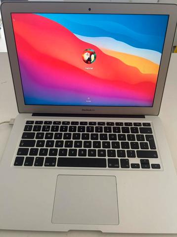 MACBOOKAIR 13 INCH ECHT ZGAN beschikbaar voor biedingen