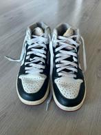 Nike Air Jordan Sneakers Maat 40 Limited Edition, Ophalen of Verzenden, Gedragen, Zwart, Sneakers of Gympen