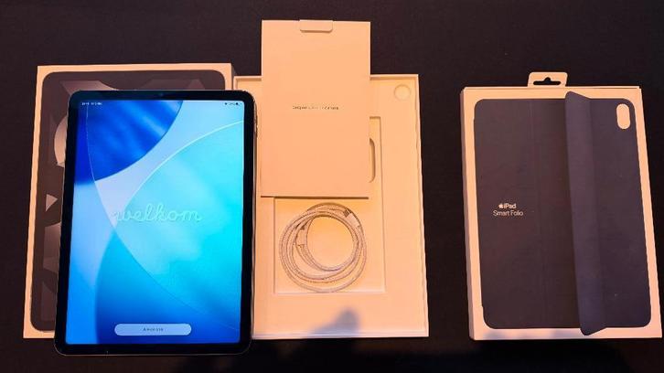 Apple iPad Air 5 (2022) M1 64GB Wifi inc SmartFolio, Computers en Software, Apple iPads, Zo goed als nieuw, Apple iPad Air, Wi-Fi