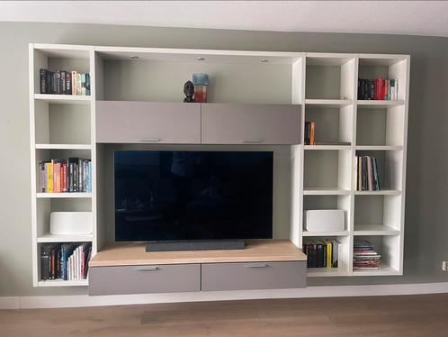 Interstar wandmeubel 335cm wit/titanium/ blond eiken, Huis en Inrichting, Kasten | Wandmeubels, Zo goed als nieuw, 25 tot 50 cm