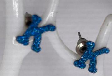 LEUKE BLAUWE GLITTER LETTER K OORKNOPJES NIEUW beschikbaar voor biedingen