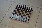 Plexiglas SCHAAKSPEL luxe uitvoering, Lengte koning 9 cm, Een of twee spelers, Ophalen of Verzenden, Gebruikt