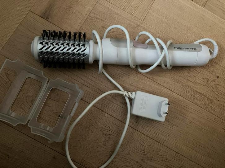 Zgan Rowenta Brush Activ Premium Care CF9540 hairstyler föhn, Sieraden, Tassen en Uiterlijk, Uiterlijk | Haarverzorging, Zo goed als nieuw