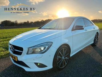 Mercedes-Benz CLA-klasse 180 Ambition XENON / AUTOMAAT beschikbaar voor biedingen