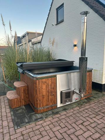 Thermowood Hot Tub 225cm – met geïntegreerde verwarming beschikbaar voor biedingen
