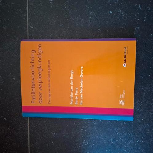 Patiëntenvoorlichting door verpleegkundigen, Boeken, Wetenschap, Zo goed als nieuw, Sociale wetenschap, Ophalen of Verzenden