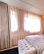 Complete Gordijnset met Rails - Zo Goed Als Nieuw!, Huis en Inrichting, Ophalen, Zo goed als nieuw, Beige, 200 cm of meer