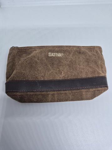 Sativa bags Etui beschikbaar voor biedingen