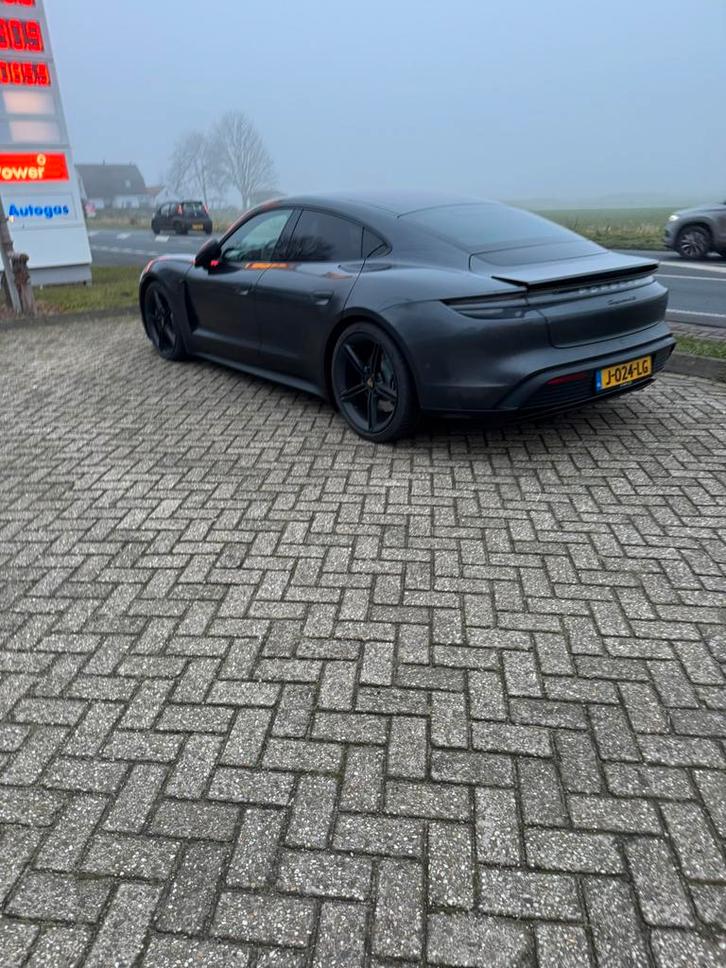 Porsche Taycan 4S performance 84KW 489 pk dealer onderhouden, Auto's, Porsche, Particulier, Taycan, 360° camera, 4x4, ABS, Achteruitrijcamera