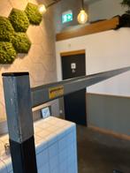 Garderoberek - 4x beschikbaar, Ophalen, Zo goed als nieuw