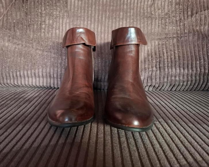 Everybody body Moda Shoes Bruine leren enkellaarsjes, Kleding | Dames, Schoenen, Zo goed als nieuw, Lage of Enkellaarzen, Bruin