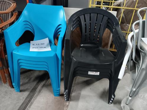 8 kunststof terrasstoelen €50.00, Huis en Inrichting, Stoelen, Zo goed als nieuw, Vijf, Zes of meer stoelen, Kunststof, Ophalen
