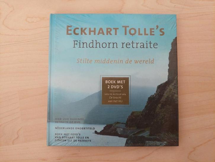 Eckhart Tolle's Findhorn retraite boek met 2 dvd's, Boeken, Esoterie en Spiritualiteit, Zo goed als nieuw, Spiritualiteit algemeen