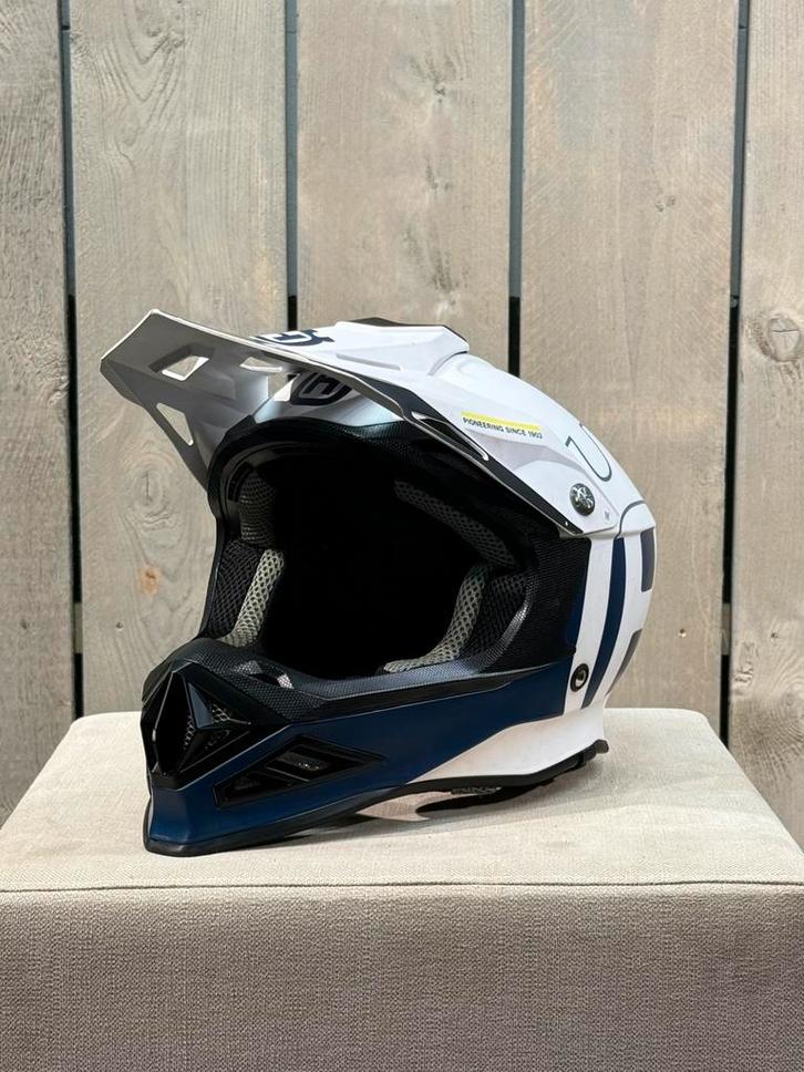 Airoh aviator ace 2 Kinder Crosshelm Maat M/50, Motoren, Kleding | Motorhelmen, Kinderen, Offroadhelm, M, Overige merken, Tweedehands