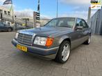 Mercedes-Benz 200-500 (W124) 200, Auto's, Achterwielaandrijving, Gebruikt, 4 cilinders, Origineel Nederlands
