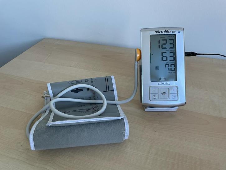 Microlife bloeddrukmeter A6 BT, Sport en Fitness, Hartslagmeters, Gebruikt, Ophalen of Verzenden