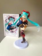 Hatsune Miku puss in boots gelaarsde kat figuur met doos, Ophalen of Verzenden, Zo goed als nieuw