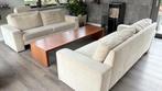 Twee ruime zitbanken, Ophalen, Gebruikt, Stof, Modern