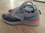 Nike Odyssey React sneakers maat 36, Kleding | Dames, Nike, Ophalen of Verzenden, Sneakers of Gympen, Grijs