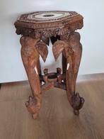 Houten plantentafel / krukje met olifanten., Ophalen of Verzenden, Gebruikt, Hout